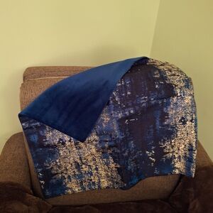 Blue and Gold Decorative Pillow Cover 20x20 NWOT